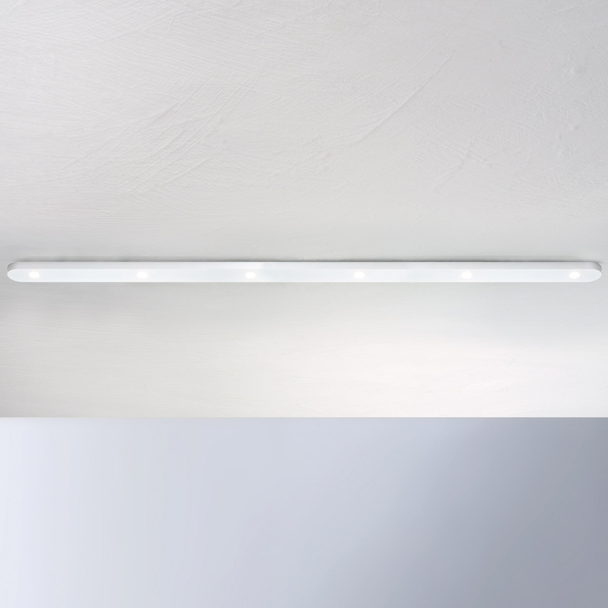 Close LED Deckenleuchte, 110 x 5 cm