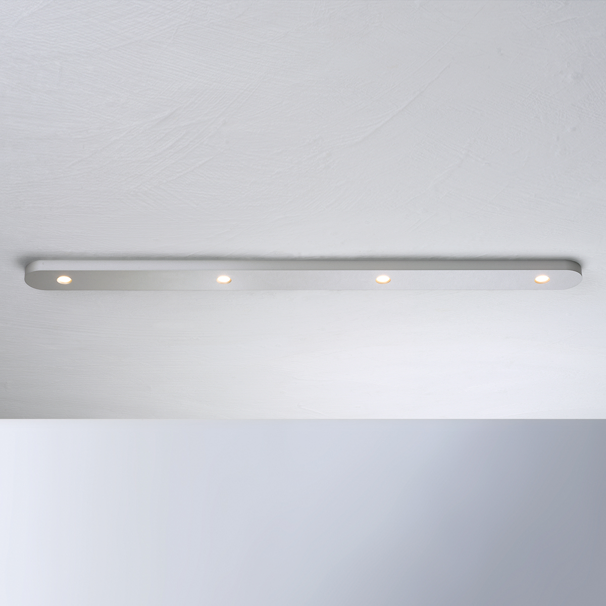 Bopp Close LED Deckenleuchte, 70 x 5 cmAluminium eloxiert