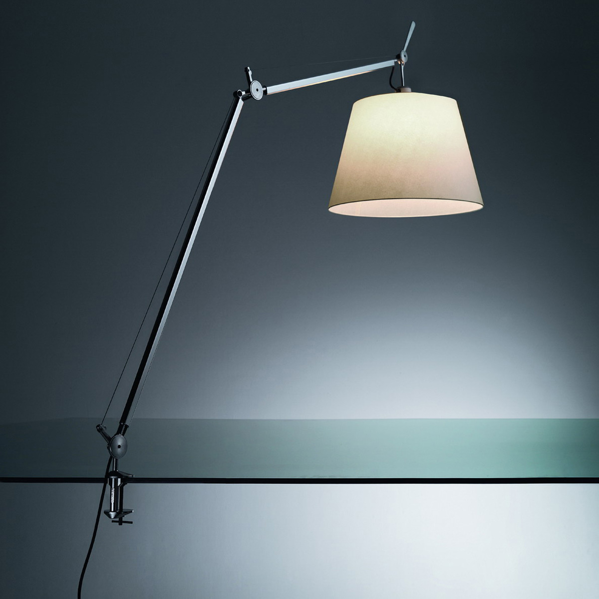 Tolomeo Mega Tavolo mit Tischklemme