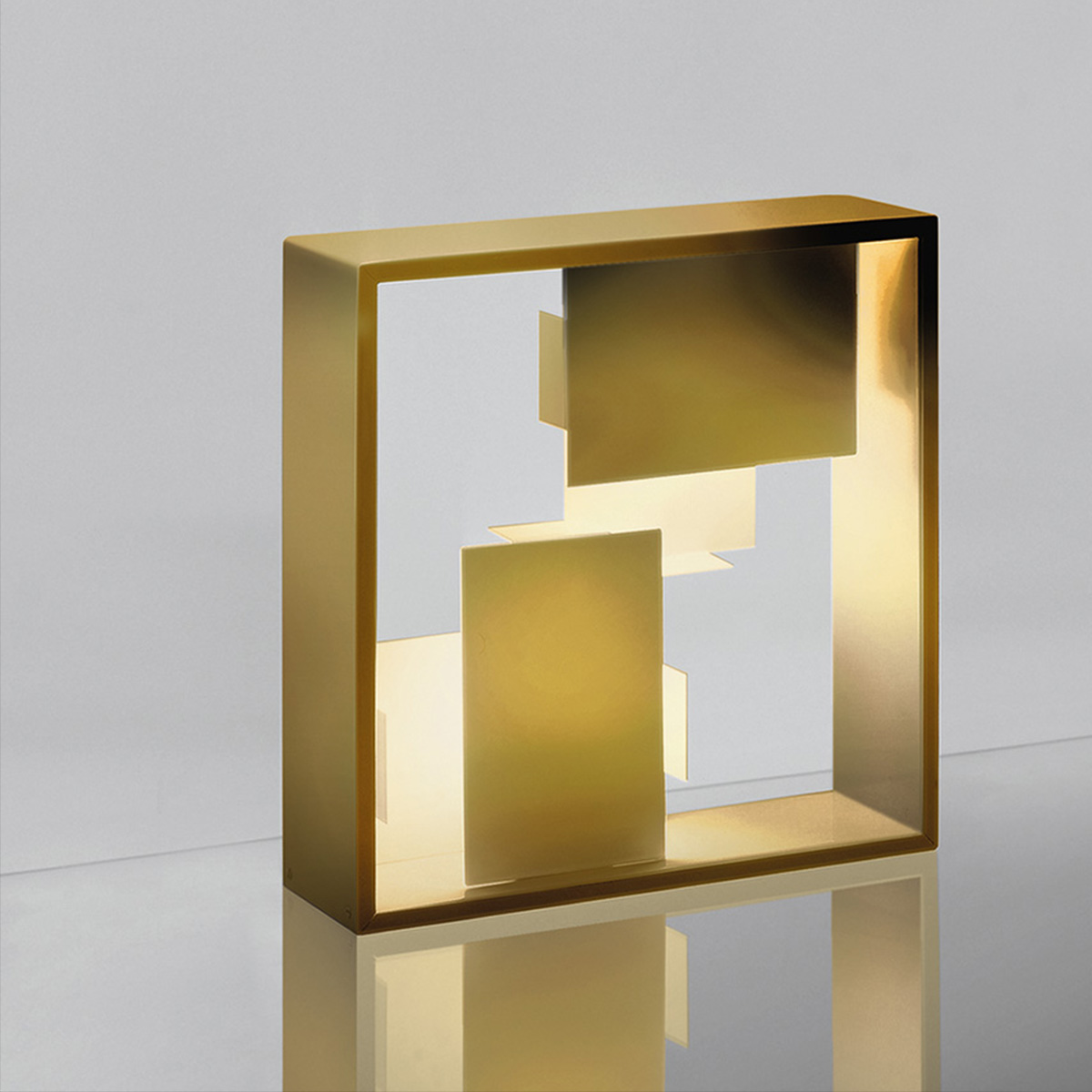 Artemide Fato Tavologolden