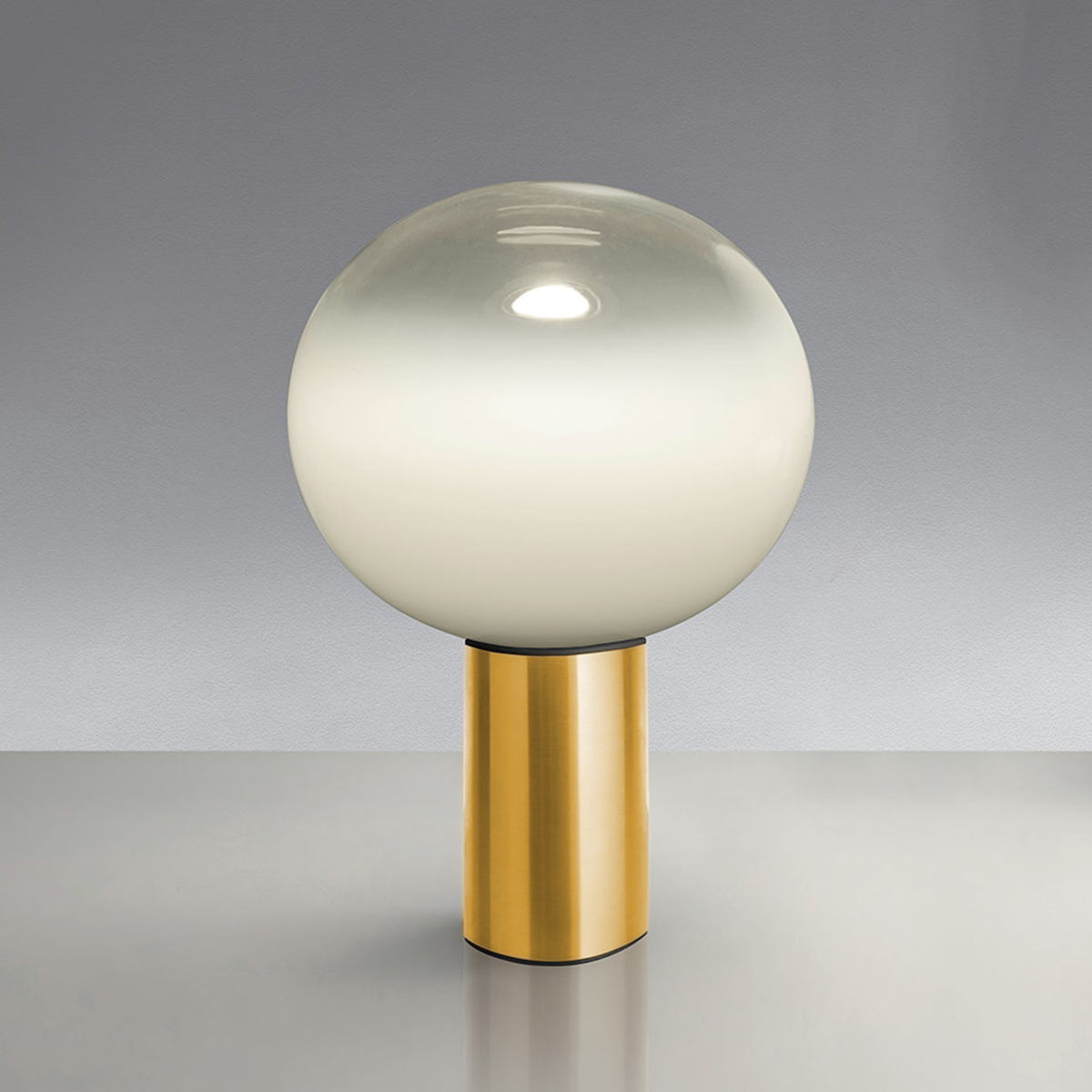 Artemide Laguna Tavolo, Struktur: MessingØ: 16 cm, Diffusor transparent